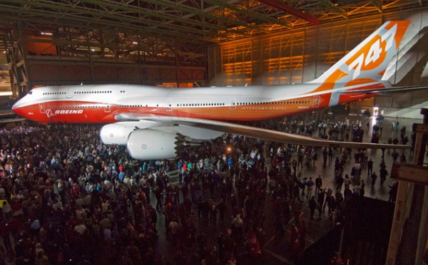 Boeing présente son nouveau B747-8 Intercontinental