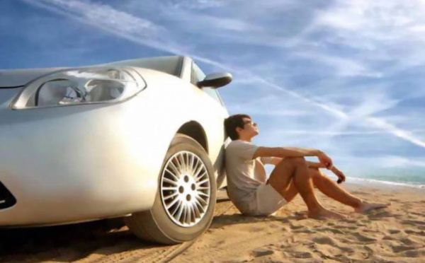 Louée soit la femme, l’avenir de la location de la voiture... de l'homme 