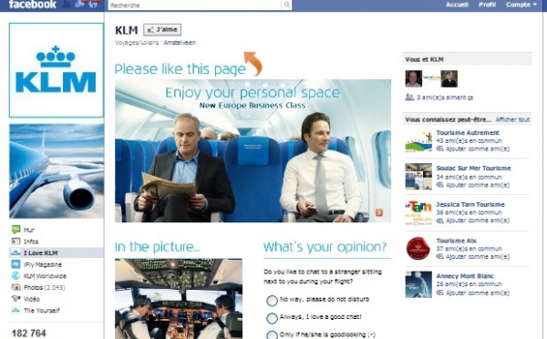 KLM va recouvrir un de ses avions avec des photos de ses « amis » Facebook