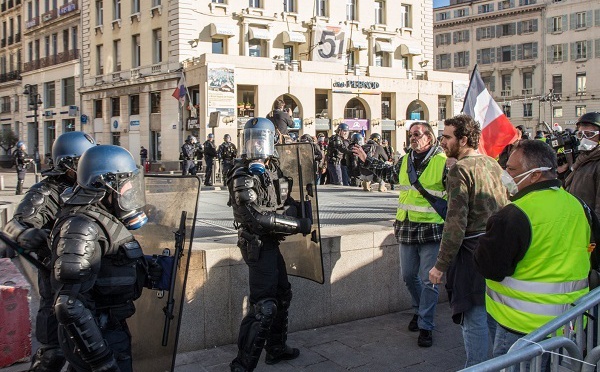 Gilets Jaunes : le gouvernement prolonge de 3 mois les aides pour les commerçants