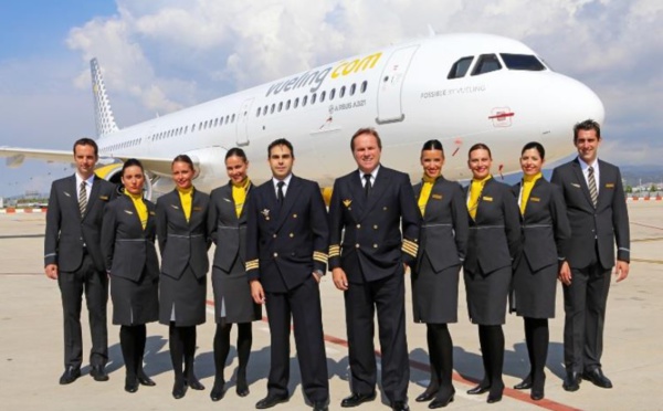 France : Vueling Airlines recrute 100 hôtesses de l’air et stewards pour 2019