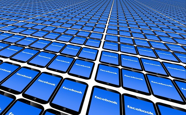 Facebook : malgré les scandales, les internautes n'ont pas "encore" fui le réseau social