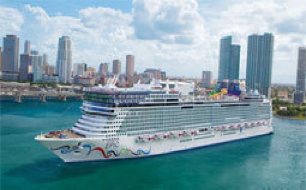 Croisière : TF1 embarque à bord du Norwegian Epic