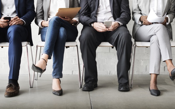 Crise du recrutement : "les salaires n'attirent plus les candidats sur-diplômés et expérimentés..."