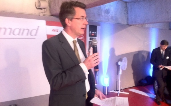 Avis lance un service non stop de location à l’heure en libre service