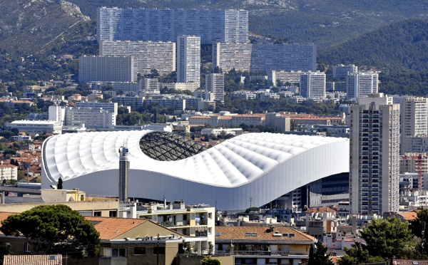 Orange Vélodrome nouveau partenaire de "Cruising Marseille Provence", le mag des passagers en escale