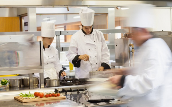 Hôtellerie-restauration : les plateformes numériques, une réponse aux difficultés de recrutement ? (0,99€)