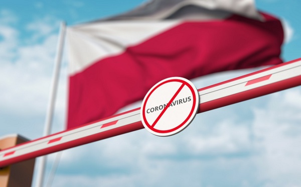 La Pologne suspend toutes les lignes aériennes avec la France