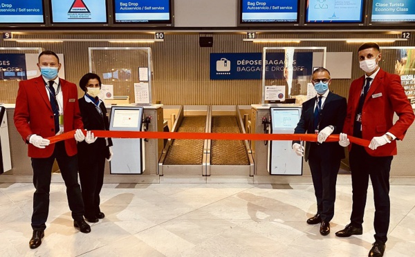 Aeromexico installe des bornes libre service pour l'enregistrement des bagages
