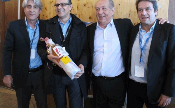 Privilèges Voyages : Bernard Benhamou lauréat du Prix Ditexpert 2013