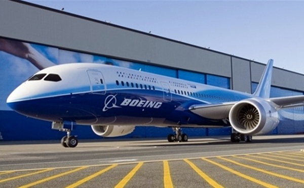 Dreamliner : la reprise des vols commerciaux se précise mais les questions demeurent