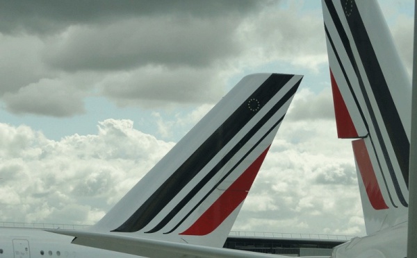 Prix du carburant : un peu de bleu dans un ciel encore sombre ?