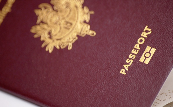 La case de l'Oncle Dom : Visas... c'est encore loin l'Amérique ? Tais-toi et raque !