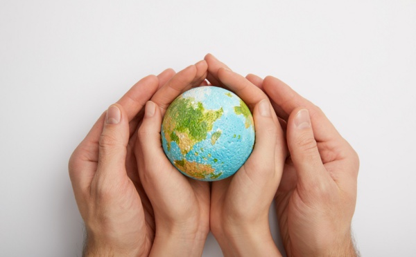 FUTUROSCOPIE - Tendances 2022 : R... comme Réparation de soi et de la planète 🔑
