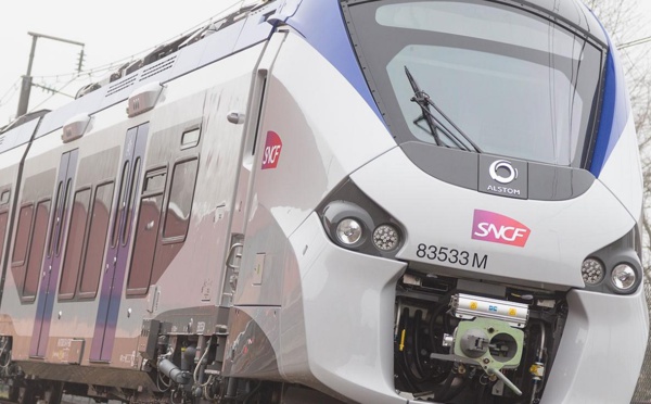 TER : le premier train hybride français entrera en service en 2023