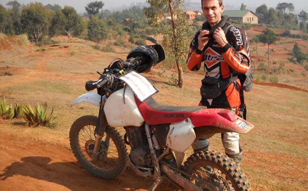 Guide professionnel randonnées motos : le responsable des motards