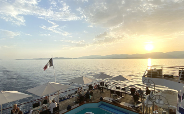 La Corse et la Grèce, découvrez les itinéraires maritimes et côtiers de cet été avec CroisiEurope !