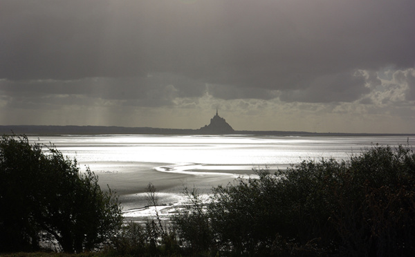 III. Le Mont-Saint-Michel, quand vient la nuit…