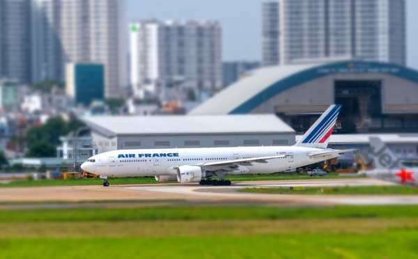 Air France : une hausse des salaires pour acheter la paix sociale ?