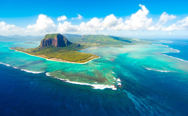 RIU Hotels &amp; Resorts met un pied à l'Ile Maurice