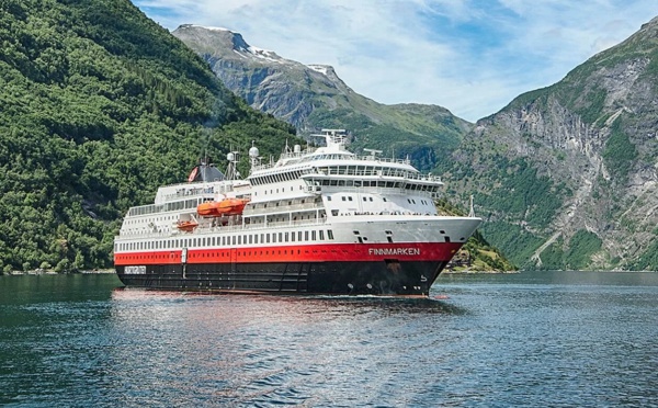 Hurtigruten France candidate aux Césars du Voyage Responsable