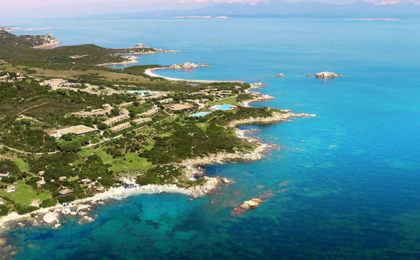 Des vacances de rêve en Sardaigne avec les hôtels et resorts Delphina, disponibles chez Corsicatours