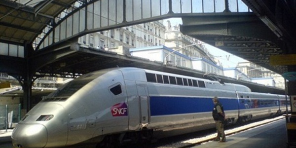 Grève du 9 avril 2015 : perturbations à prévoir pour la SNCF et le transport aérien