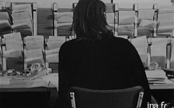 INA : crayon et papier... outils indispensables du système de résa d'Air France en 1968 (VIDEO)
