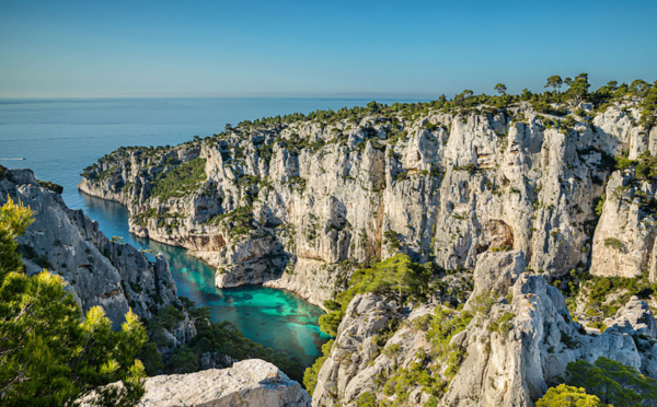 Vivez l'été autrement : découvrez les joies du camping et des plaisirs balnéaires à Marseillan Plage