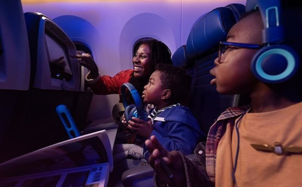 Grâce à cette initiative, les membres d'une même famille, quel que soit leur âge, et les groupes, pourront plus facilement partager et utiliser leurs miles - United Airlines