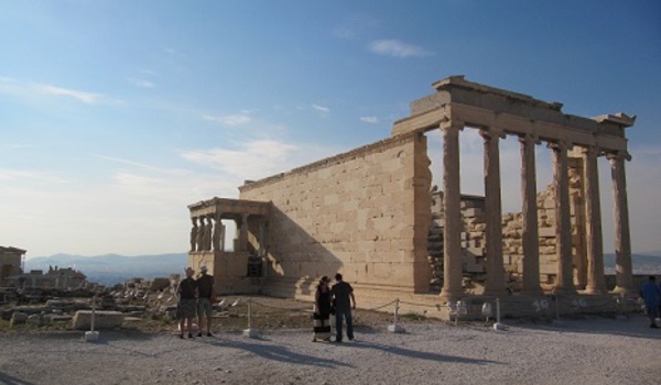 Grèce : la crise décourage les voyageurs européens