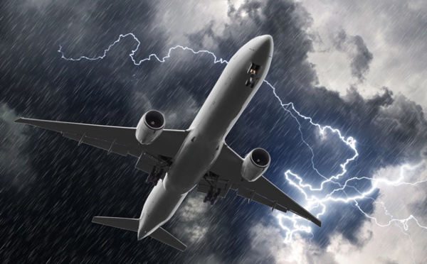 Air Austral : "Marc Rochet veut-il nous faire boire le bouillon ?"