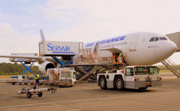 Guyane : Nicolas Sarkozy veut ouvrir le ciel à la concurrence...