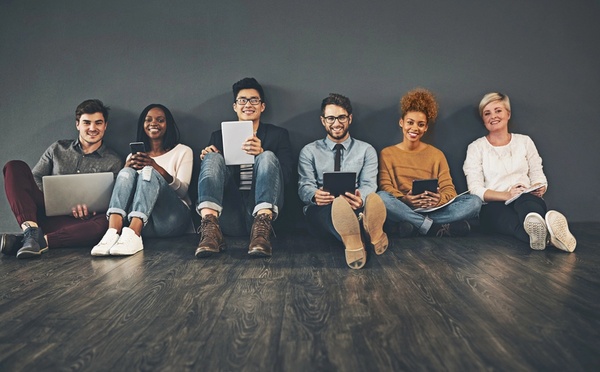 Un décalage profond entre les attentes des jeunes diplômés, notamment Bac+5, et la réalité du marché de l’emploi touristique existe.@depositphotos/PeopleImages.com