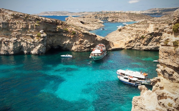 Blue Lagoon à Malte : un accès restreint dès cet été - Photo : Depositphotos.com @lusia83