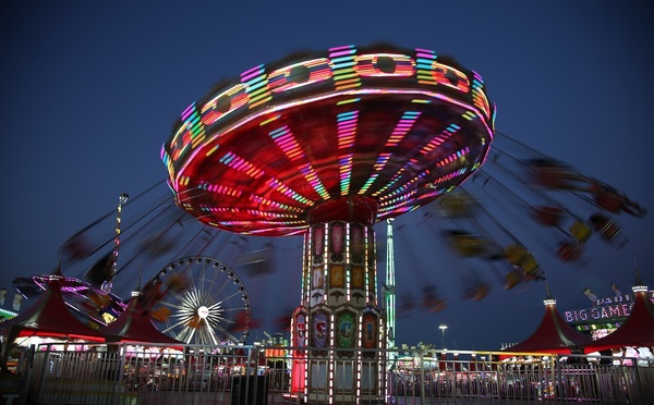 Face à une pénurie de saisonniers, certains parcs d'attractions peinent à maintenir leur niveau de service - Depositphotos.com, @mikeledray
