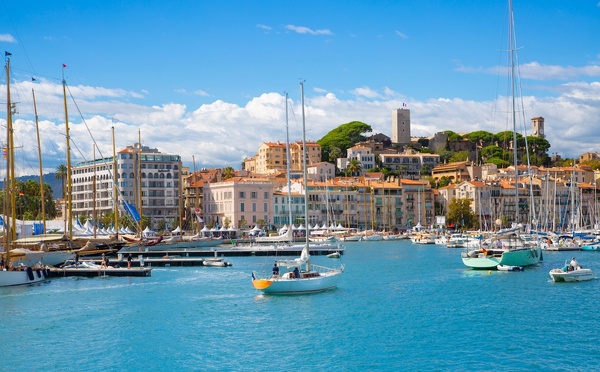 Chapitre Six annonce l’acquisition de l’ancien hôtel 3.14 à Cannes - Depositphotos @irstone
