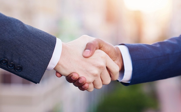 Le LBO visait à renforcer la présence des 14 membres du Comex au capital du groupe Marietton Developpement - Depositphotos