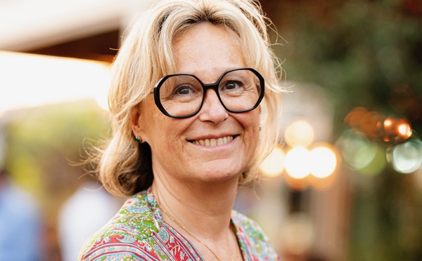 Laurence Gaborieau directrice de l'IFTM : "Nous accueillons cette année une dizaine de nouvelles destinations notamment le Cap-Vert, la Namibie et Oman, mais aussi le Cambodge, la Côte d’Ivoire, le Bénin et l’Ouganda. Côté Hexagone, la Vendée et l’Aveyron feront leur entrée au sein de la Destination France." - Photo Julie Despretz