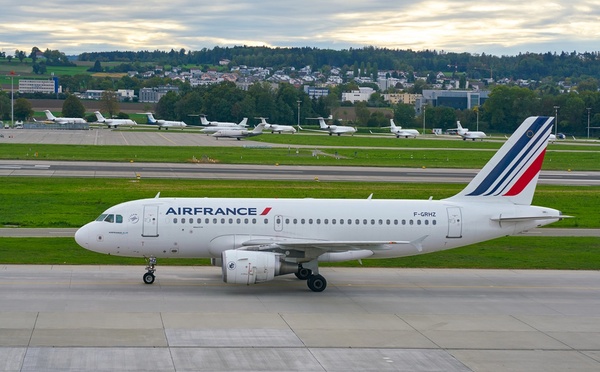 Air France : "Malgré le wi-fi, nous n'allons pas enlever les divertissements en vol" selon Henri Hourcade - Depositphotos.com, Photo by teamtime