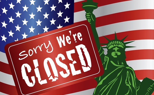 Le shutdown aux USA va provoquer l'arrêt de centaines de milliers de fonctionnaires et provoquer des impacts dans le secteur du voyage - Depositphotos @jpldesigns