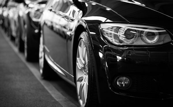 Réserver à l'avance son parking à l'aéroport et voyager serein 