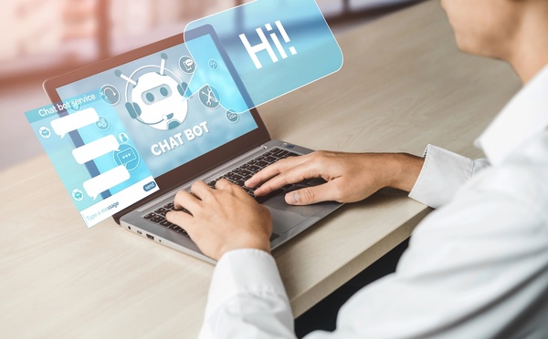 HBX Group lance ‘Olivia’, le chatbot qui traduit en temps réel pour ses clients - Depositphotos @BiancoBlue