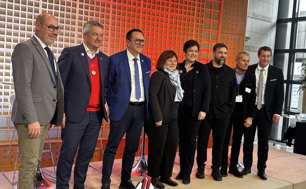 La montagne française, moteur touristique et solidaire de l’hiver 2025