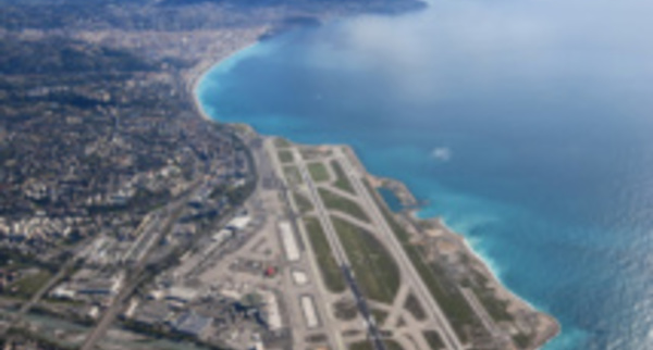 Nice Côte d'Azur : le CRT appuie la baisse des redevances aéroportuaires