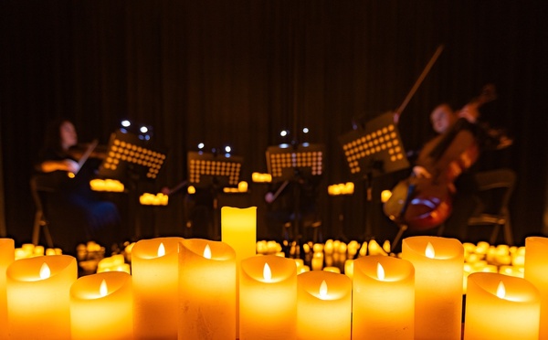 Un concert solidaire à Paris pour les victimes du séisme en Turquie de 2023