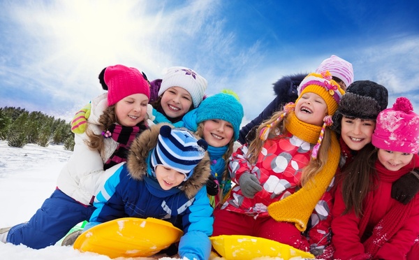 L'UCPA bannit les écrans : 100 "colos déconnectées" dès février 2026