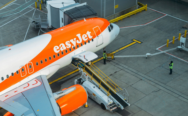 easyJet ouvre deux nouvelles lignes vers la Sardaigne pour l'été 2026
