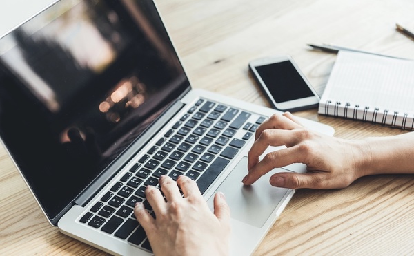 Nenuphar Media se lance dans la traveltech et réalise une première acquisition