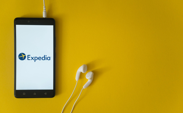 Quel est le montant moyen dépensé par les voyageurs hors séjour ?